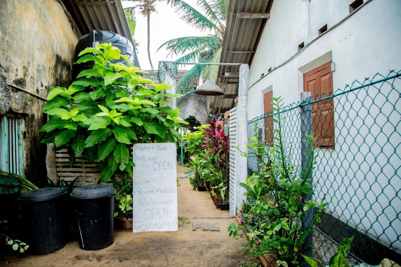 Brother'S Beach Home Galle Kültér fotó